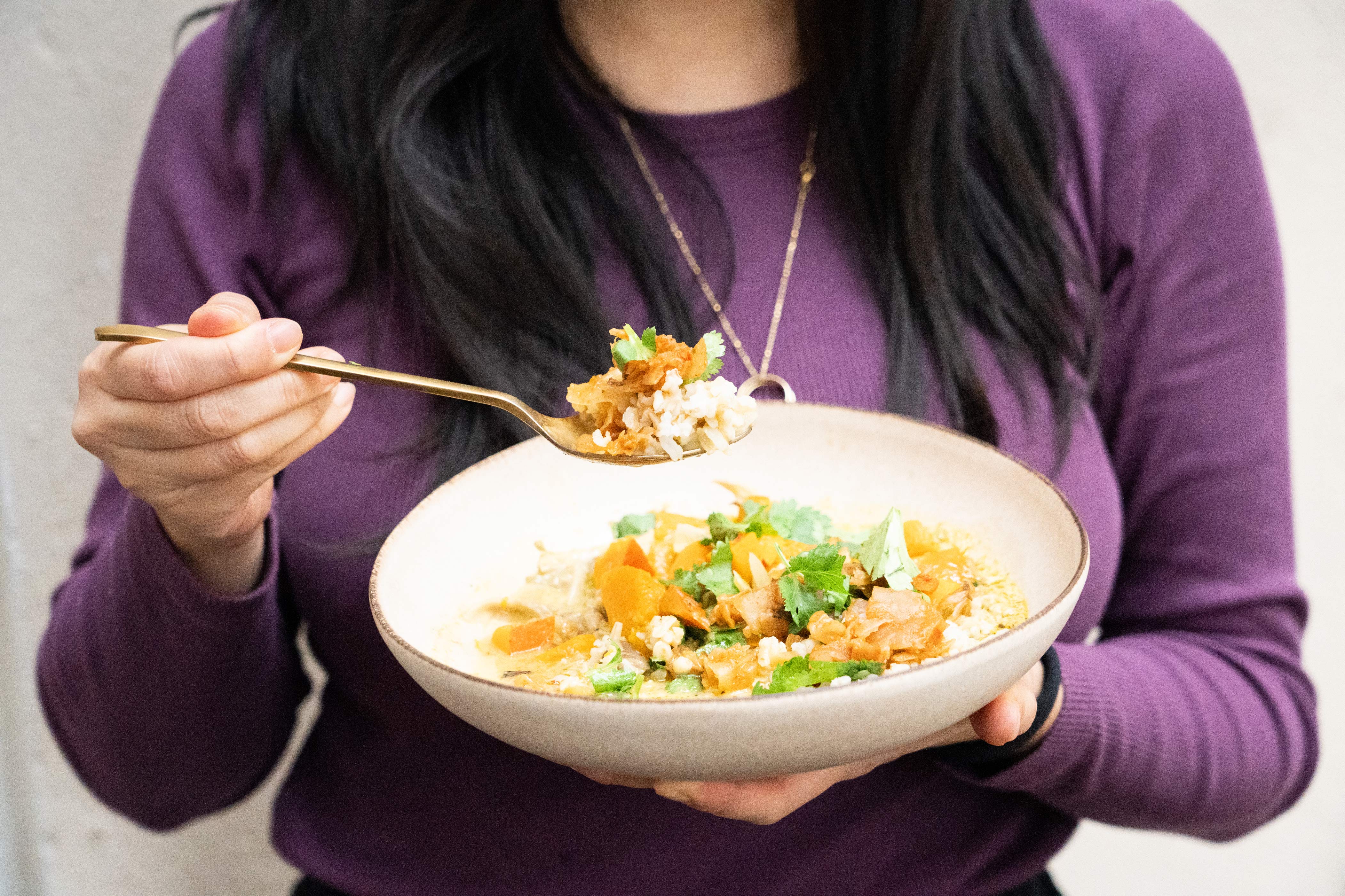 Grünes Curry mit Kürbis, Pilzen und Spicy Kimchi vegan