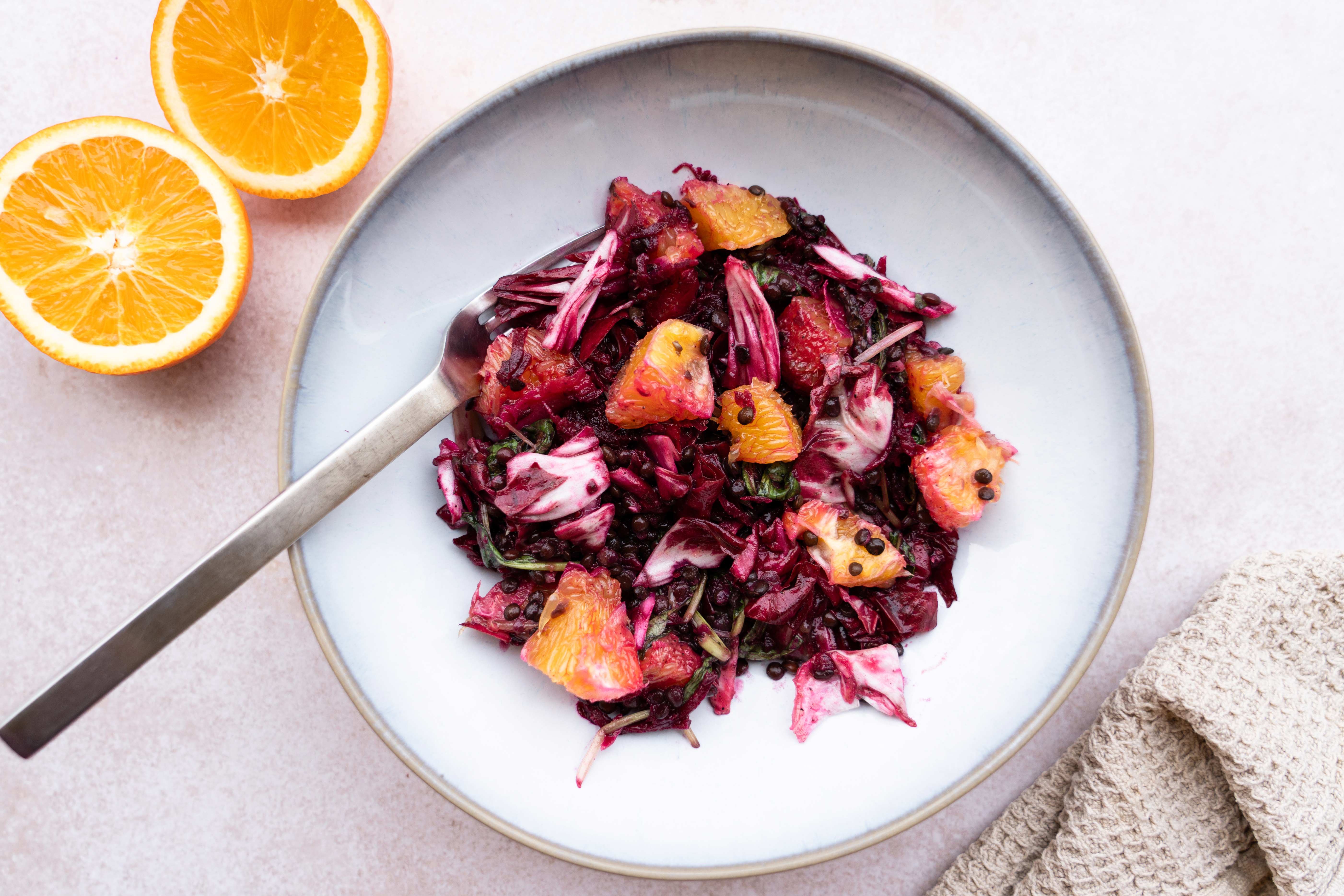 Wintersalat mit Vinaigrette-Dressing