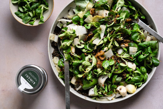 Belugalinsen-Salat mit Gurken Kimchi vegan