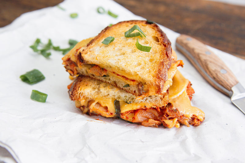 Grilled Cheese Sandwich mit Kimchi vegan