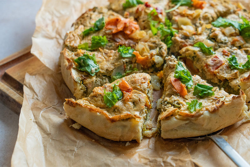 Kürbis-Grünkohl-Quiche mit Mediterranem Kimchi